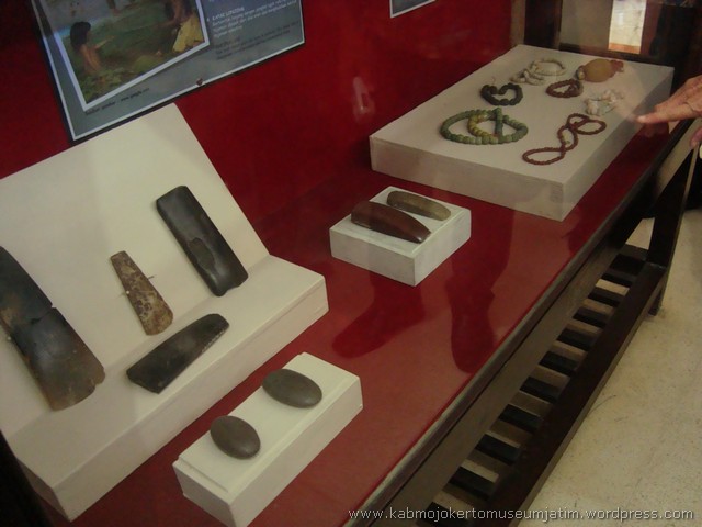 Koleksi Museum Majapahit MAJAPAHIT MUSEUM DARING